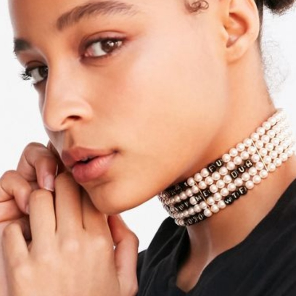UO Venessa Arizaga Whatcha Say Pearl Choker